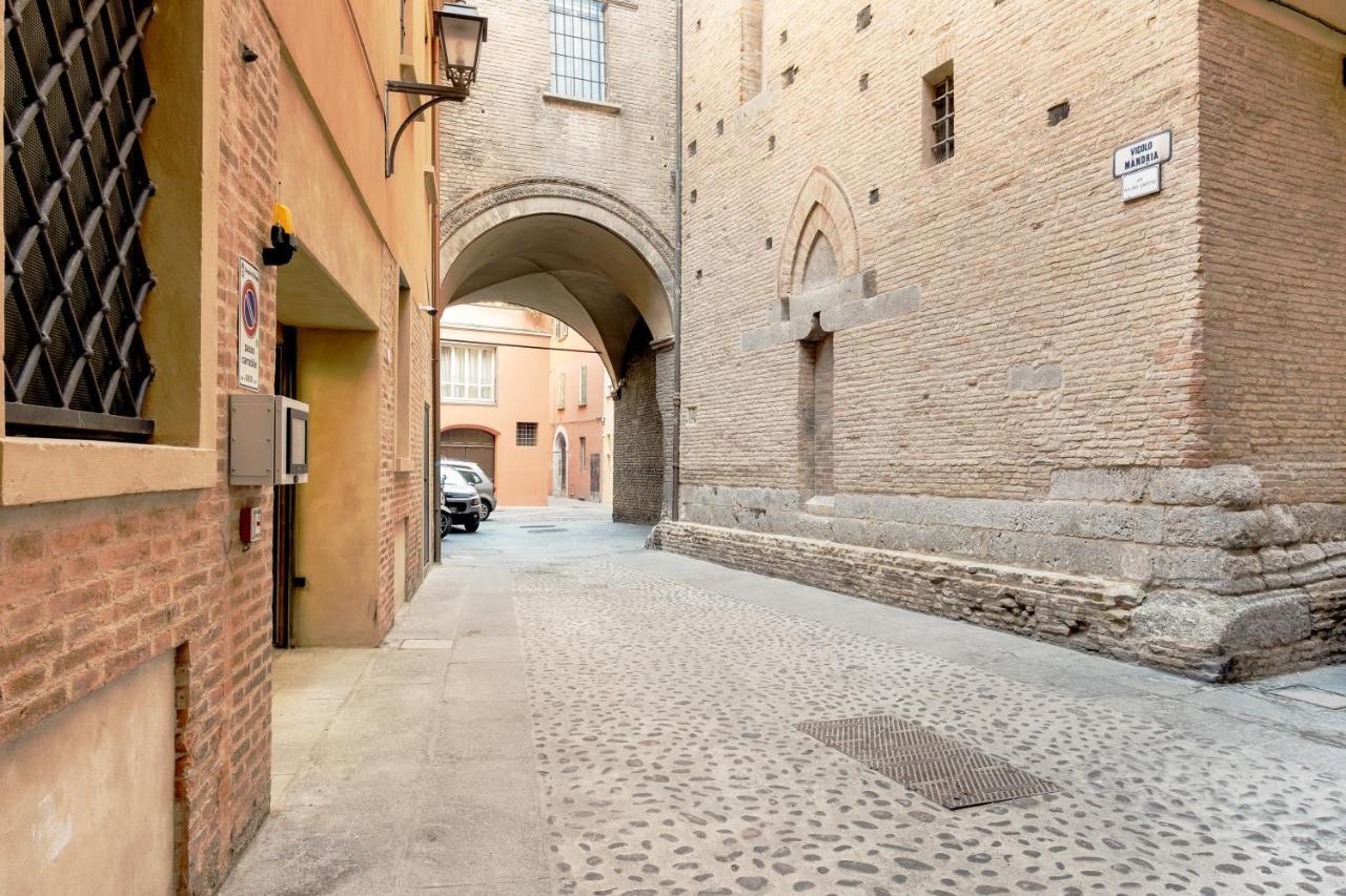Lo Scrigno Delle 2 Torri! Nel Cuore Del Centro, Vicino A Via Rizzoli Bologna Buitenkant foto