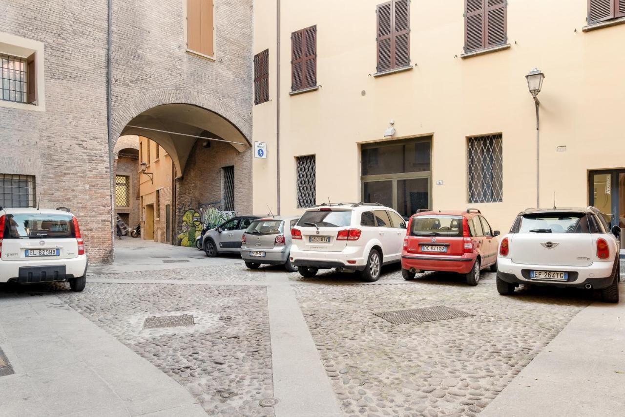 Lo Scrigno Delle 2 Torri! Nel Cuore Del Centro, Vicino A Via Rizzoli Bologna Buitenkant foto